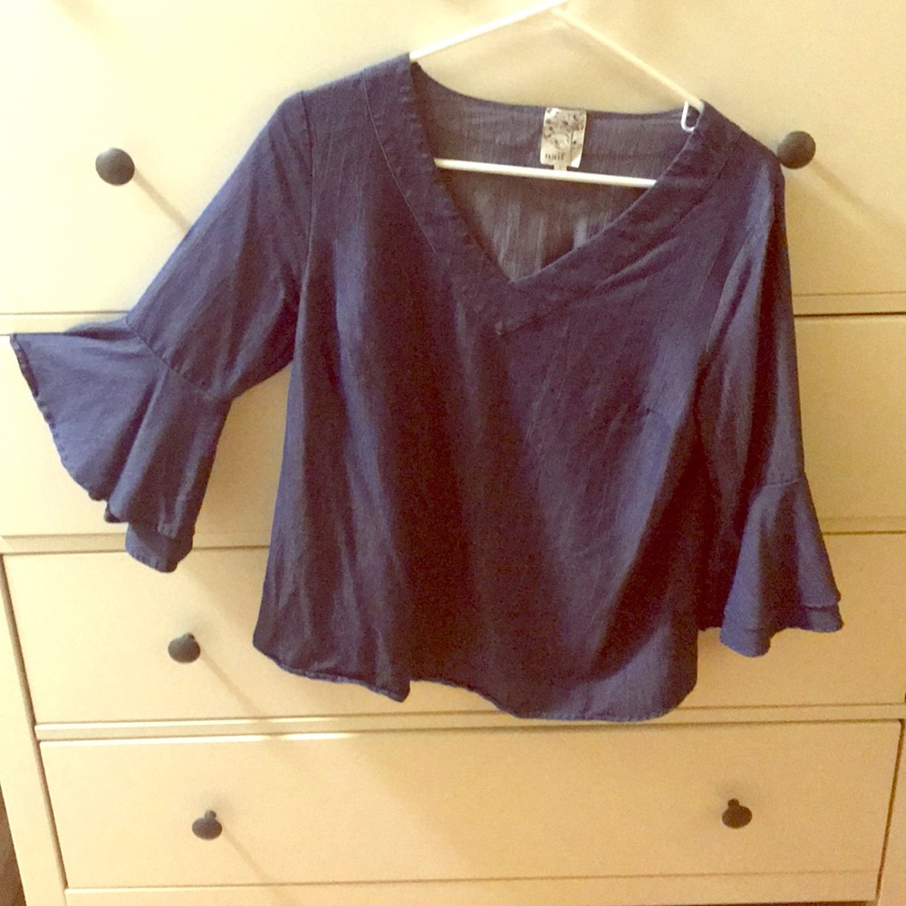 Blue top